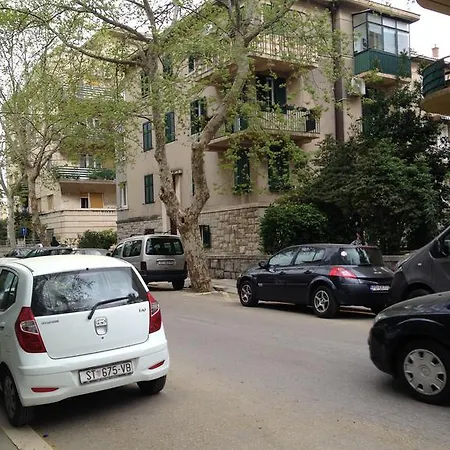 Apartment Carpe Diem Bacvice Split